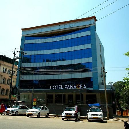 Hotel Panacea Ventures Kollam Buitenkant foto