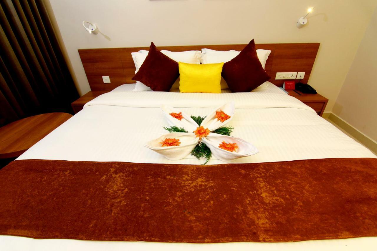 Hotel Panacea Ventures Kollam Buitenkant foto