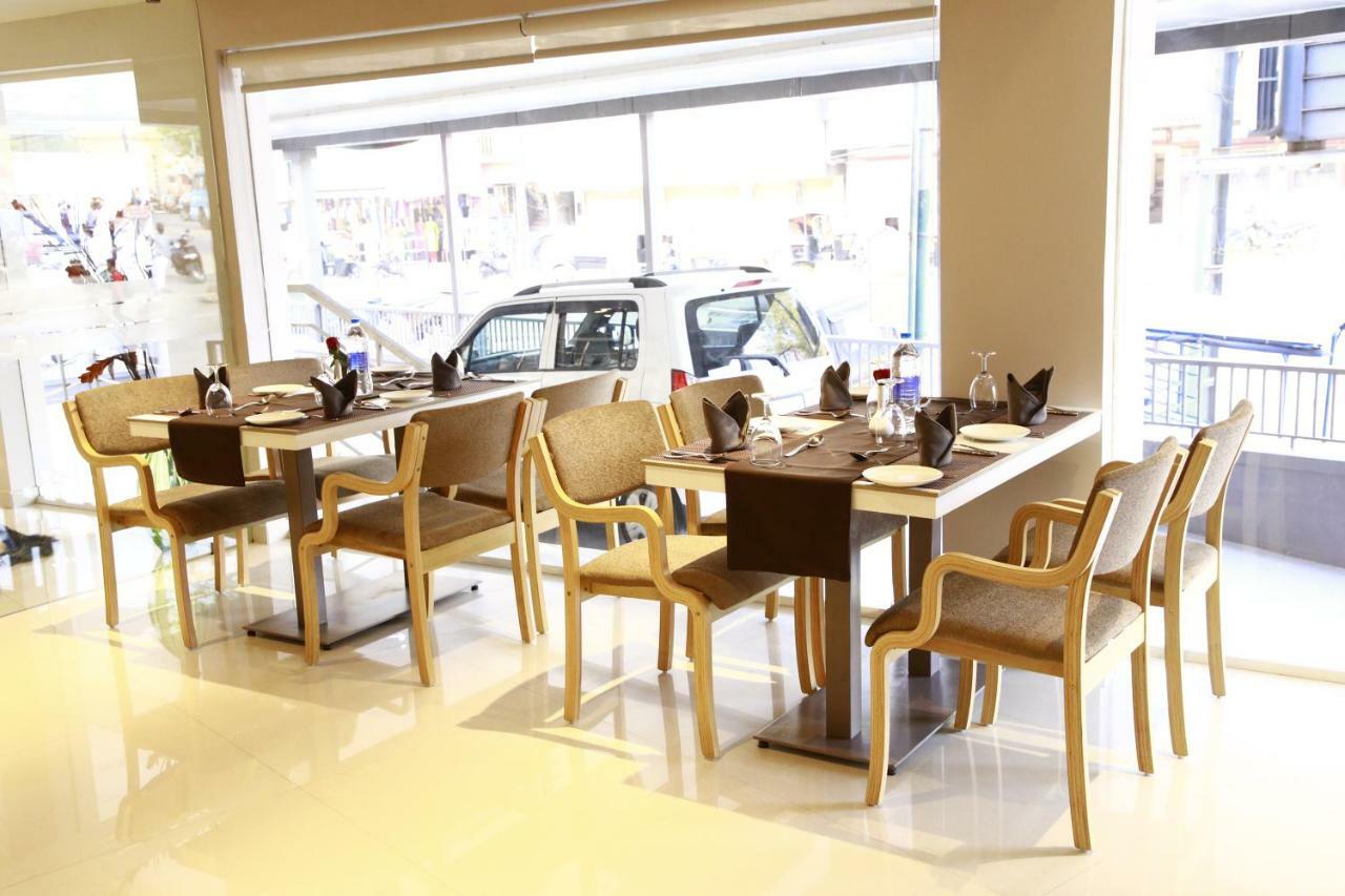Hotel Panacea Ventures Kollam Buitenkant foto