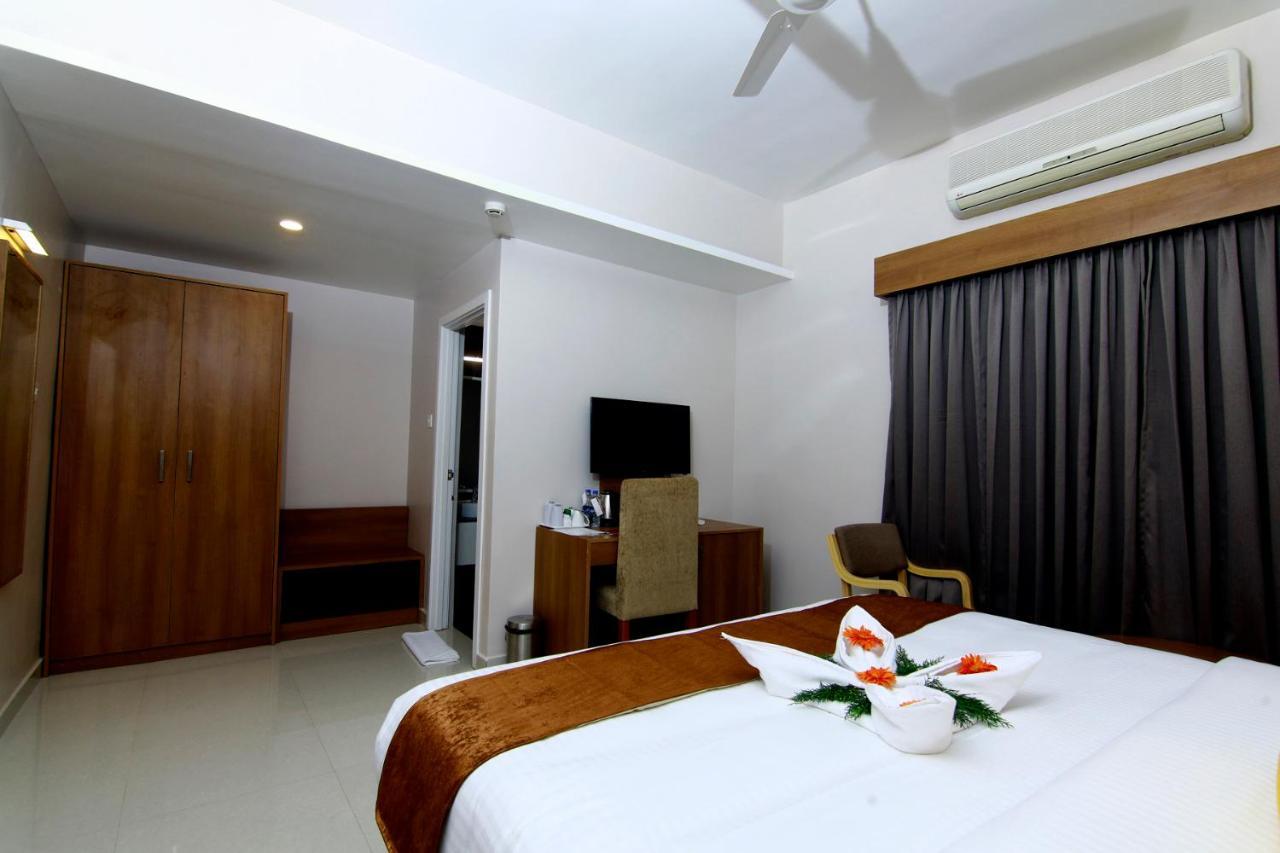 Hotel Panacea Ventures Kollam Buitenkant foto